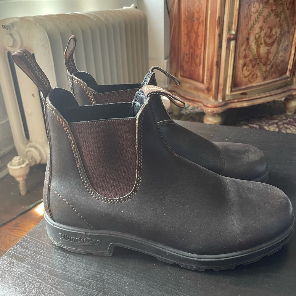 Blundstones classic 500 Chelsea boot